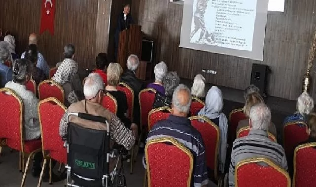 Huzurevi sakinlerine Bilinmeyen Yönleriyle Atatürk konferansı