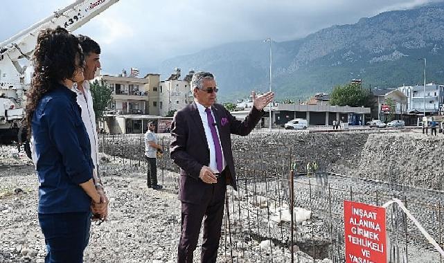 Denizcilik Fakültesi ve yurt binasında beton dökümü başladı