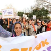 8 Mart’ta Dengin Ceyhan İle Kadın Ezgileri: Güçlü Kadınlar Aydınlık Gelecek