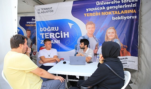 Bayrampaşa Belediyesi’nden öğrencilere ücretiz YKS tercih danışmanlığı