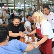 Bu kafede çay 3 TL Çayın 3 TL olduğu Miss Kafe Bayrampaşa’da açıldı