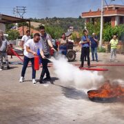 İzmir’in köyleri itfaiye üssü oluyor